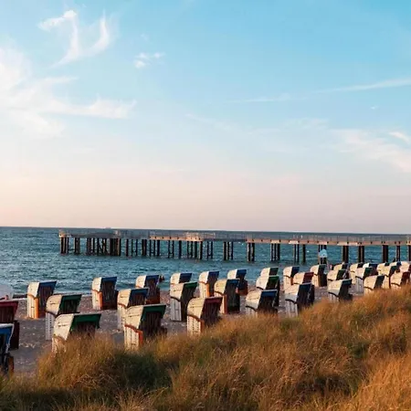 Schoene Mit Garten In Robertsdorf, Cleaning Included