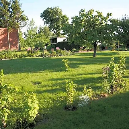 Schoene Mit Garten In Robertsdorf, Cleaning Included Blowatz