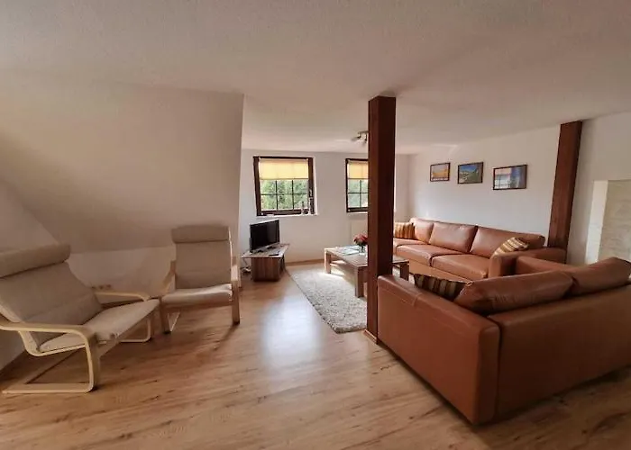 Schoene Mit Garten In Robertsdorf, Cleaning Included Blowatz