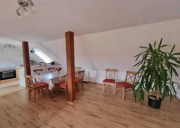 Schoene Mit Garten In Robertsdorf, Cleaning Included Blowatz